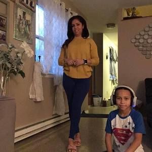 Meet your Posher, Senia